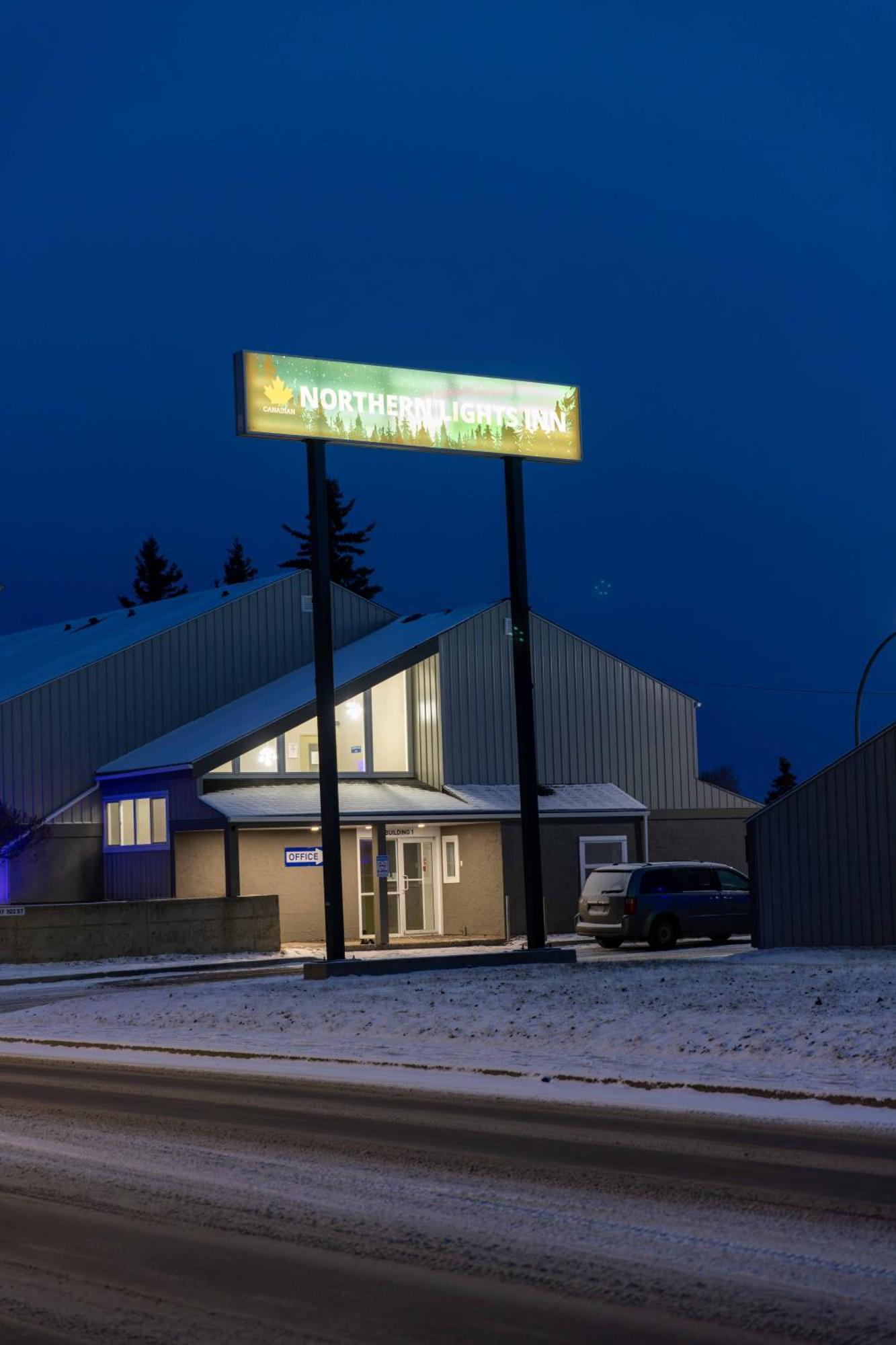 Northern Lights Inn Fort St. John Exterior photo